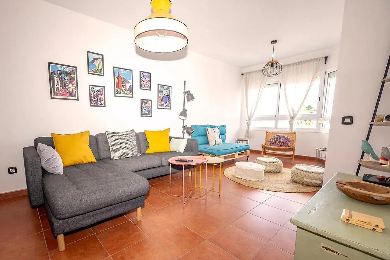 Artistic Beachfront Apartment Radazul Espagne
